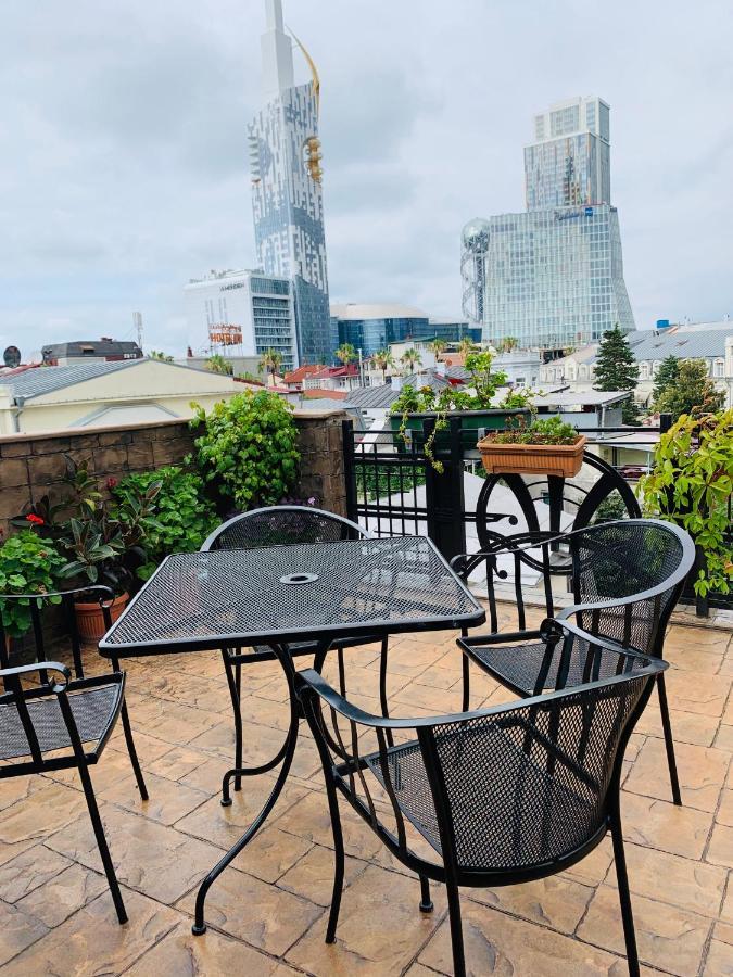 Hotel Brighton Batumi Esterno foto