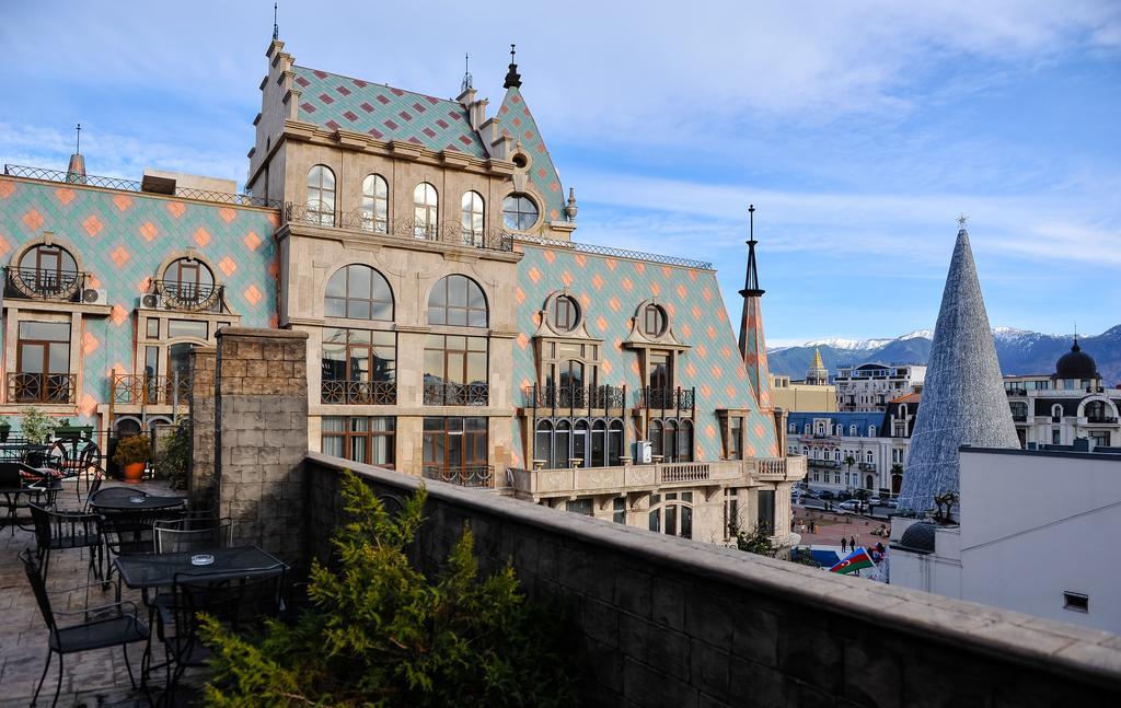 Hotel Brighton Batumi Esterno foto