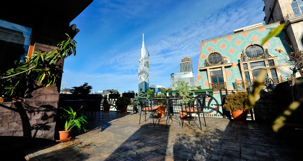 Hotel Brighton Batumi Esterno foto